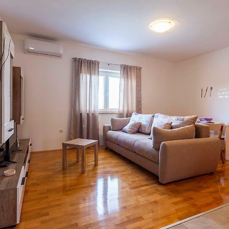 Apartmani Karoca 2 PUY 외부 사진